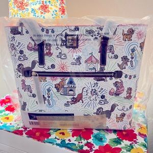Disney Dooney & Bourke Cats 21 Tote